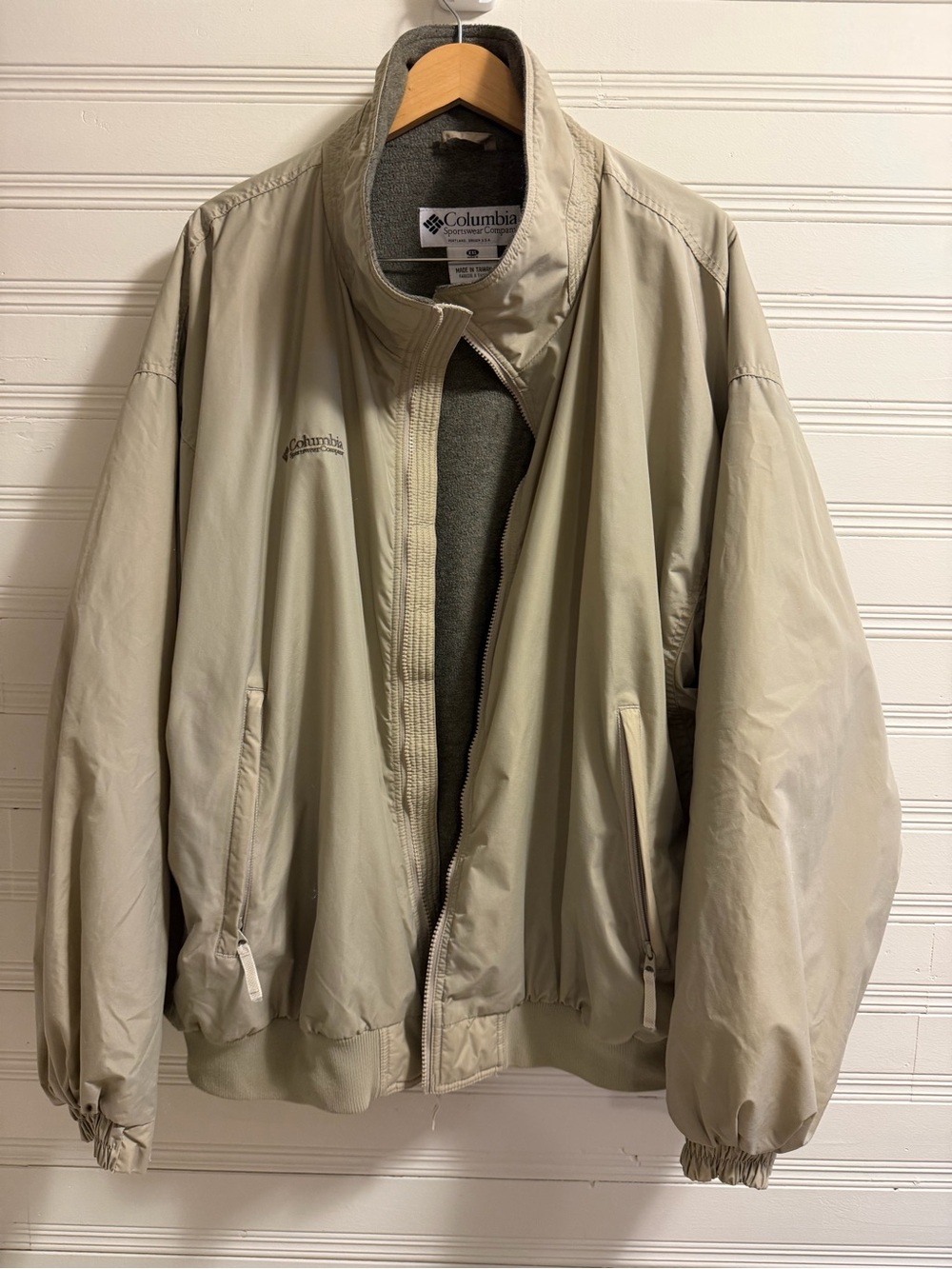Vintage Columbia Sportswear Fleece-Lined Bomber Jacket Beige